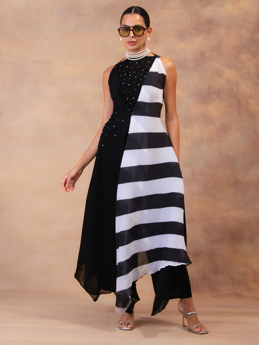 BLACK AND WHITE LAYERED TUNIC SET